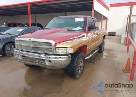 1998 Dodge Ram 1500 St из США, поврежденный, VIN 3B7HF13Y3WG192348